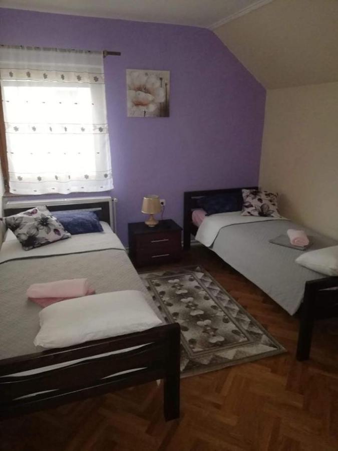 Apartman Nika Otocac Exterior photo